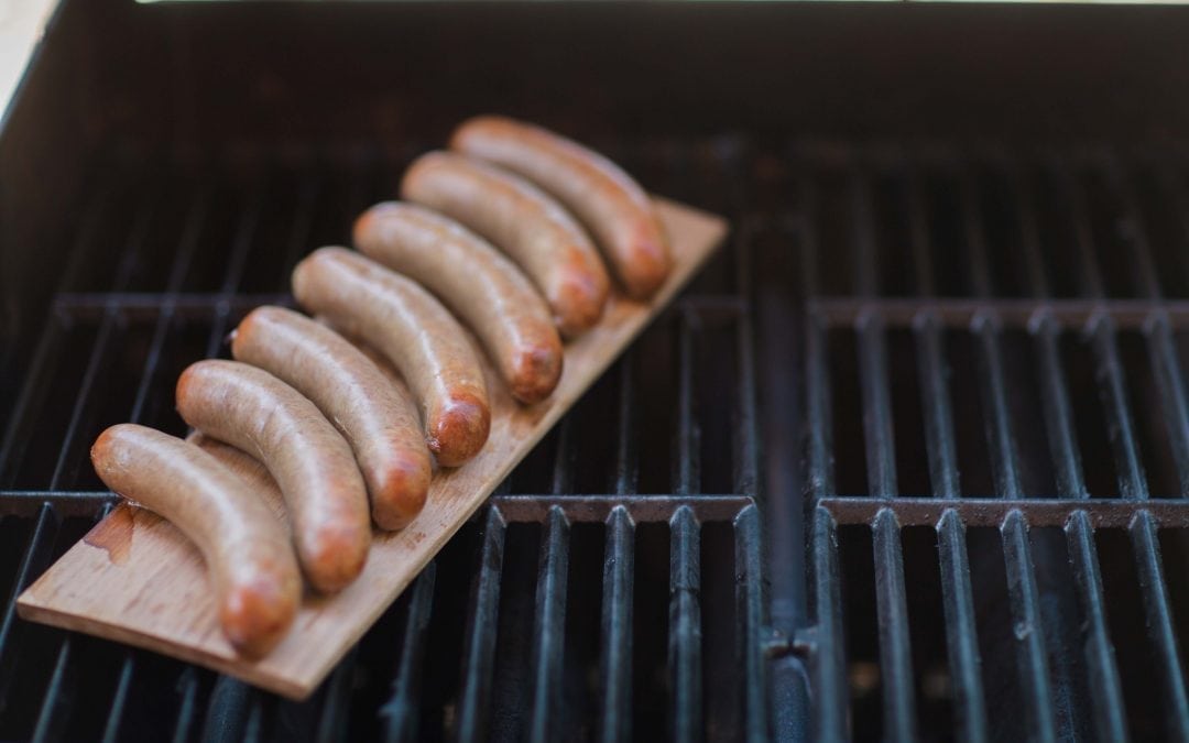 Maple Planked Cheese Sauce Bratwurst